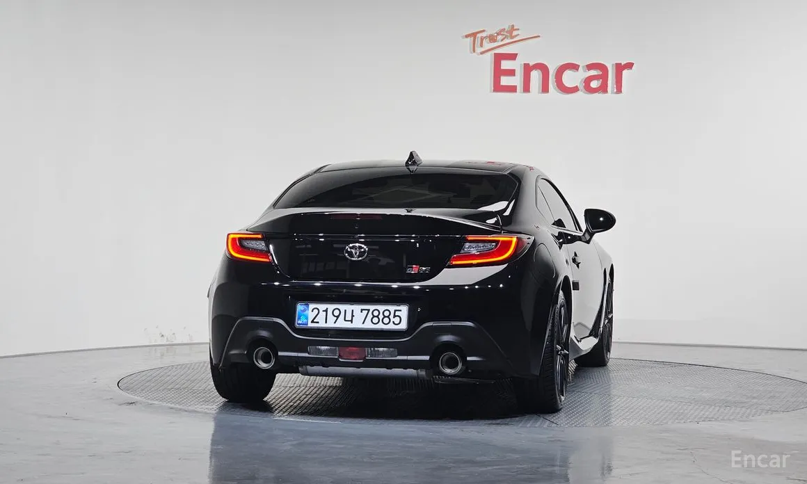 Фото 4 - Toyota 86