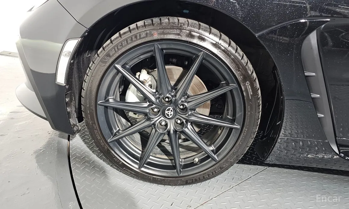 Фото 5 - Toyota 86