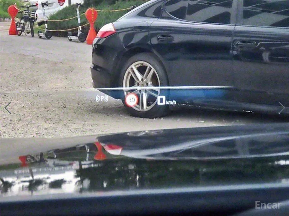 Фото 10 - BMW i7