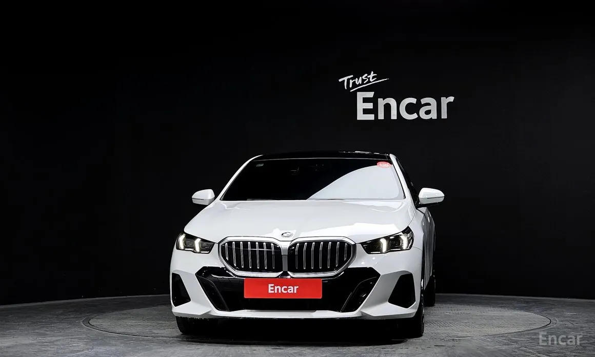 Фото 3 - BMW 5 Series