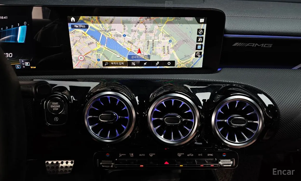 Фото 14 - Mercedes-Benz CLA-Class