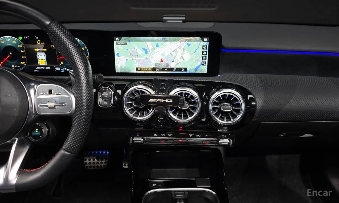 Фото 15 - Mercedes-Benz A-Class