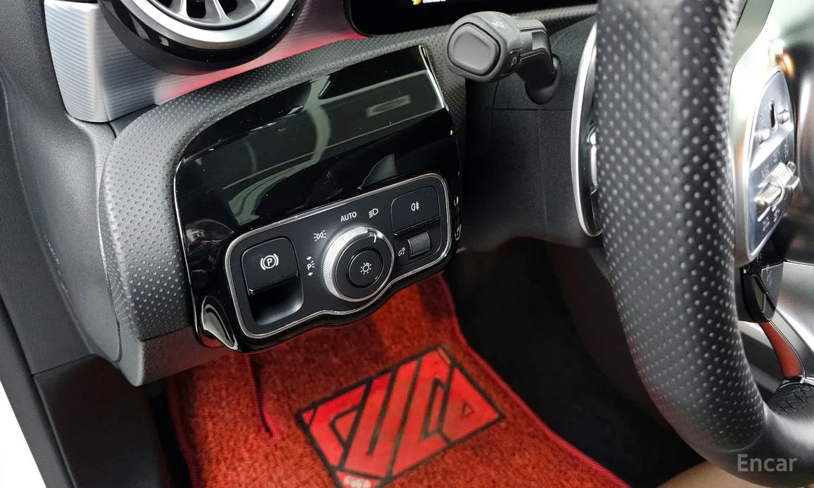 Фото 17 - Mercedes-Benz A-Class