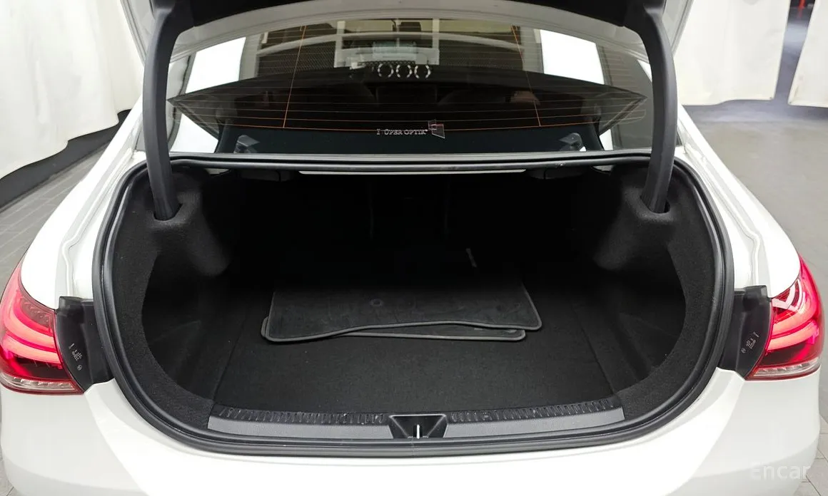 Фото 20 - Mercedes-Benz A-Class