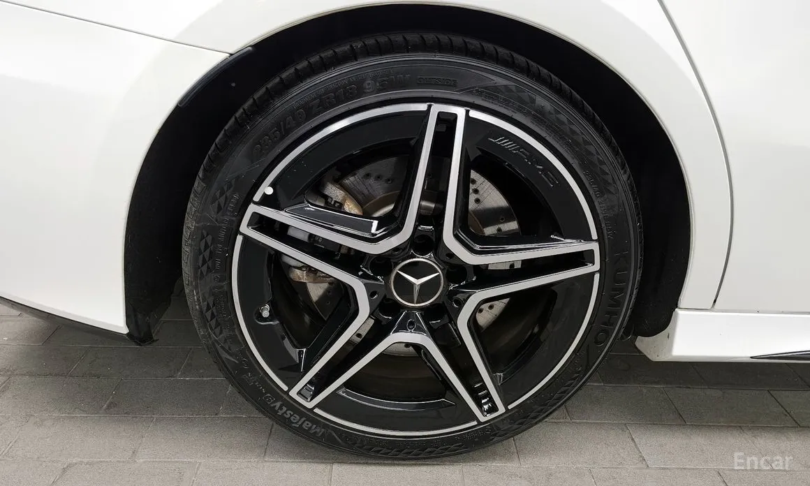 Фото 5 - Mercedes-Benz A-Class