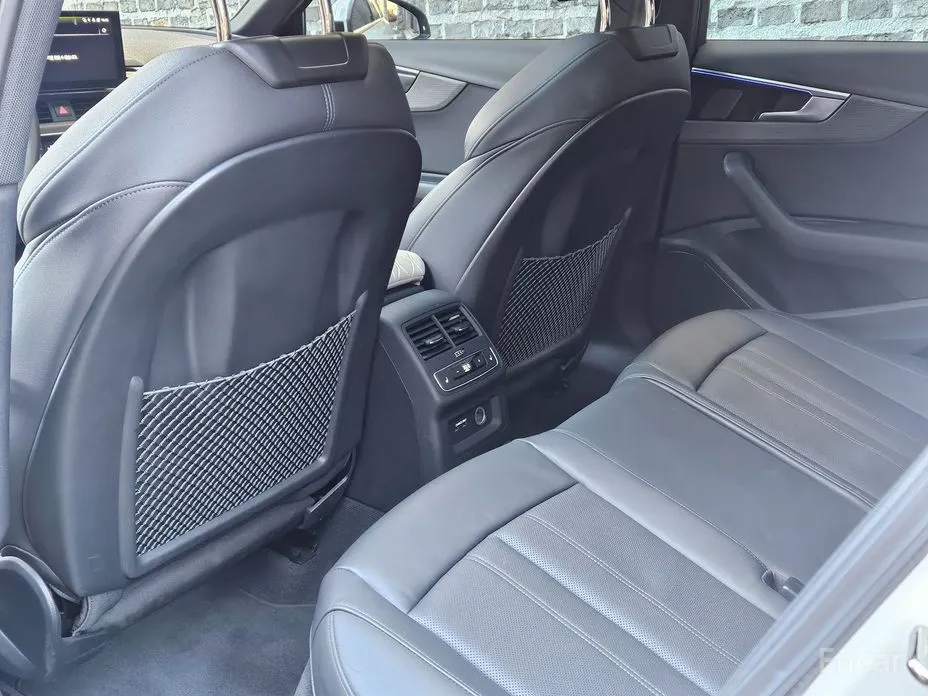 Фото 11 - Audi A4