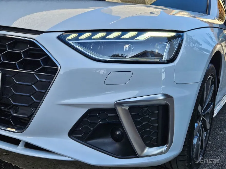 Фото 20 - Audi A4