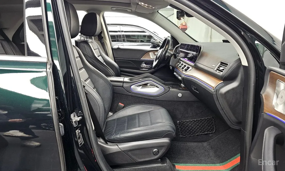 Фото 11 - Mercedes-Benz GLE-Class