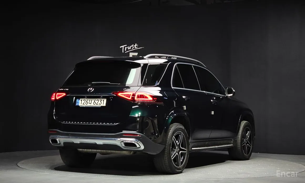 Фото 2 - Mercedes-Benz GLE-Class