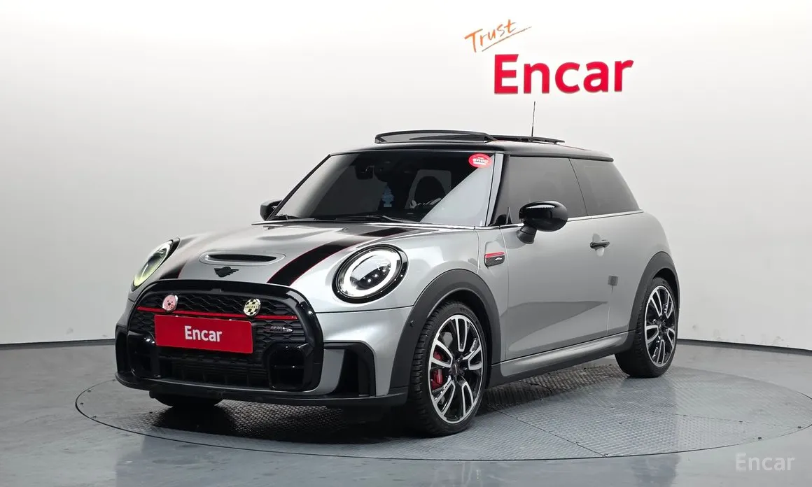 Фото 1 - Mini Cooper