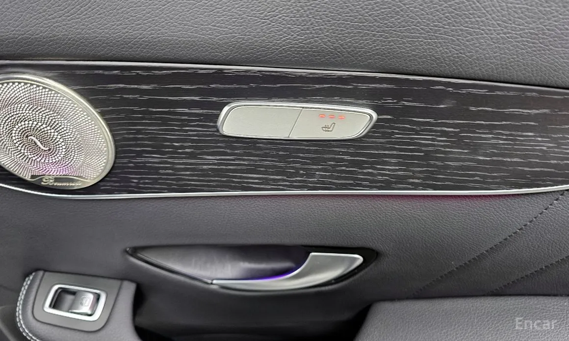 Фото 18 - Mercedes-Benz GLC-Class