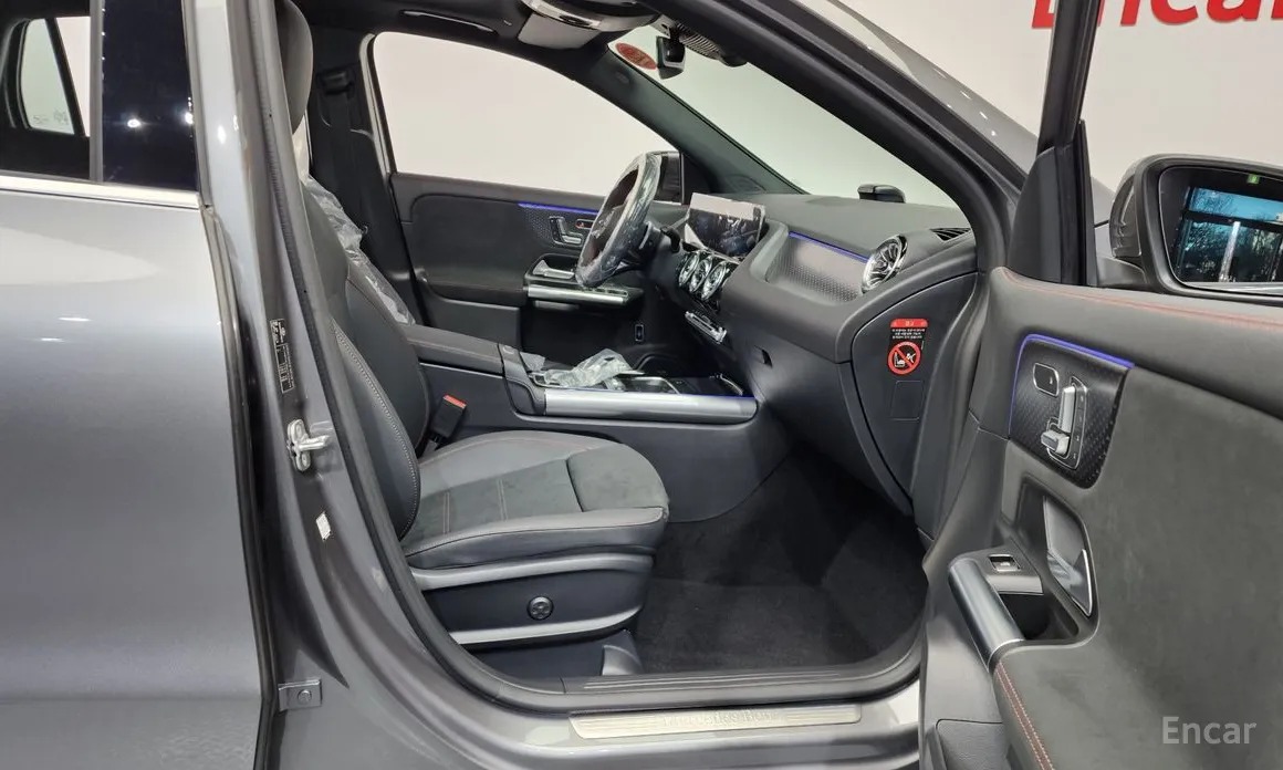 Фото 11 - Mercedes-Benz GLA-Class