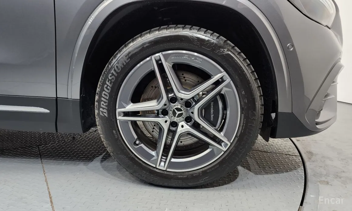 Фото 5 - Mercedes-Benz GLA-Class