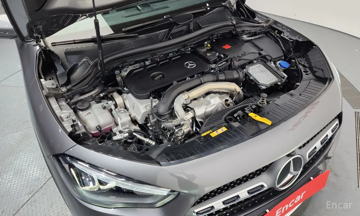 Фото 6 - Mercedes-Benz GLA-Class