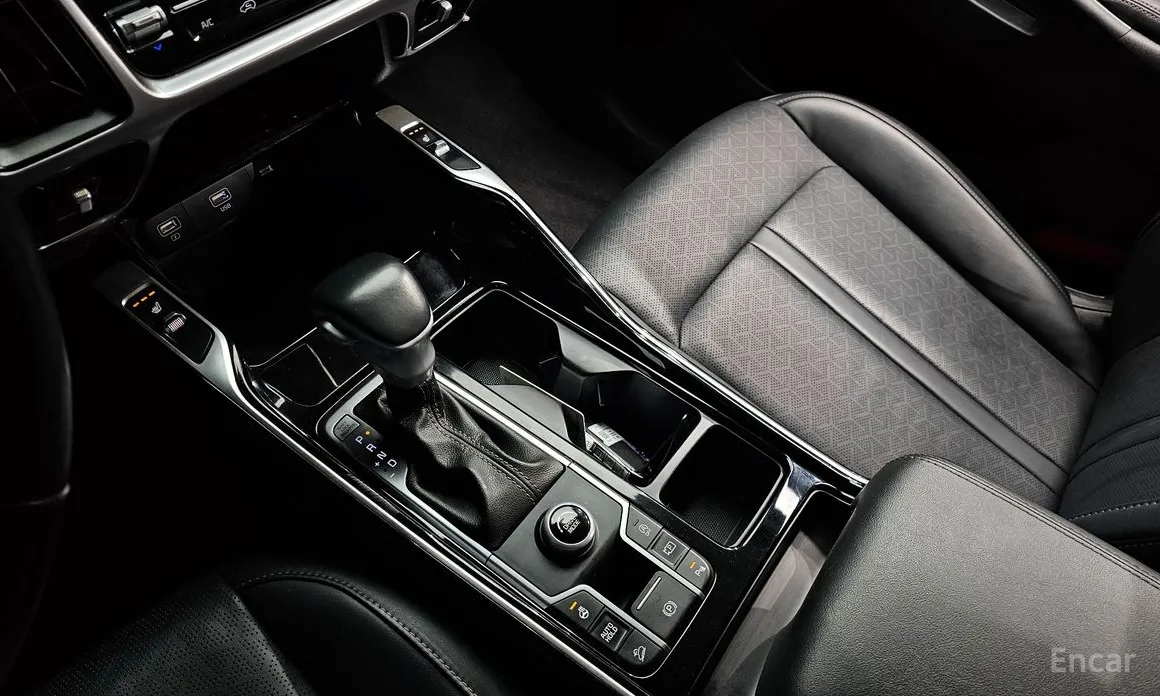 Фото 9 - Kia Sorento