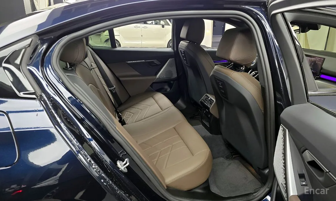 Фото 12 - BMW 5 Series