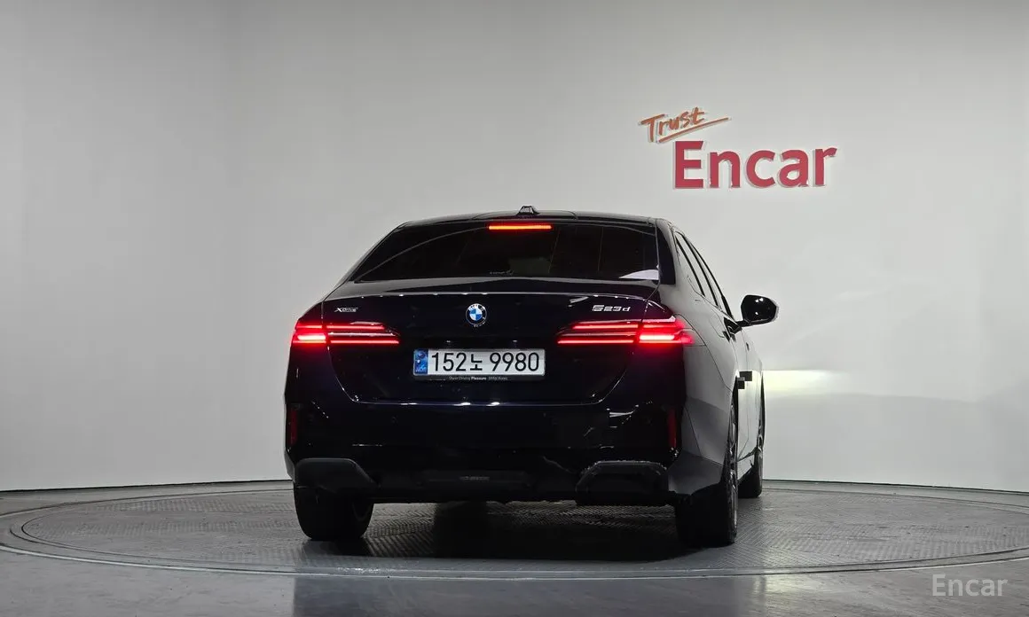 Фото 4 - BMW 5 Series