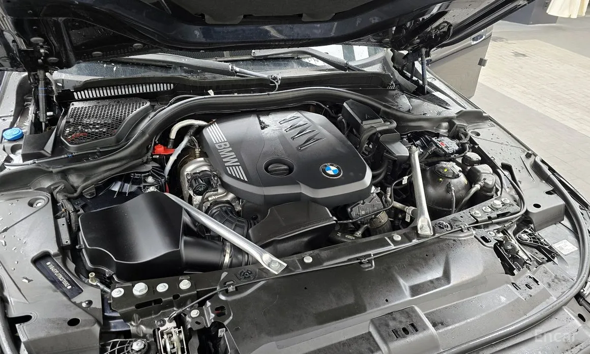 Фото 6 - BMW 5 Series