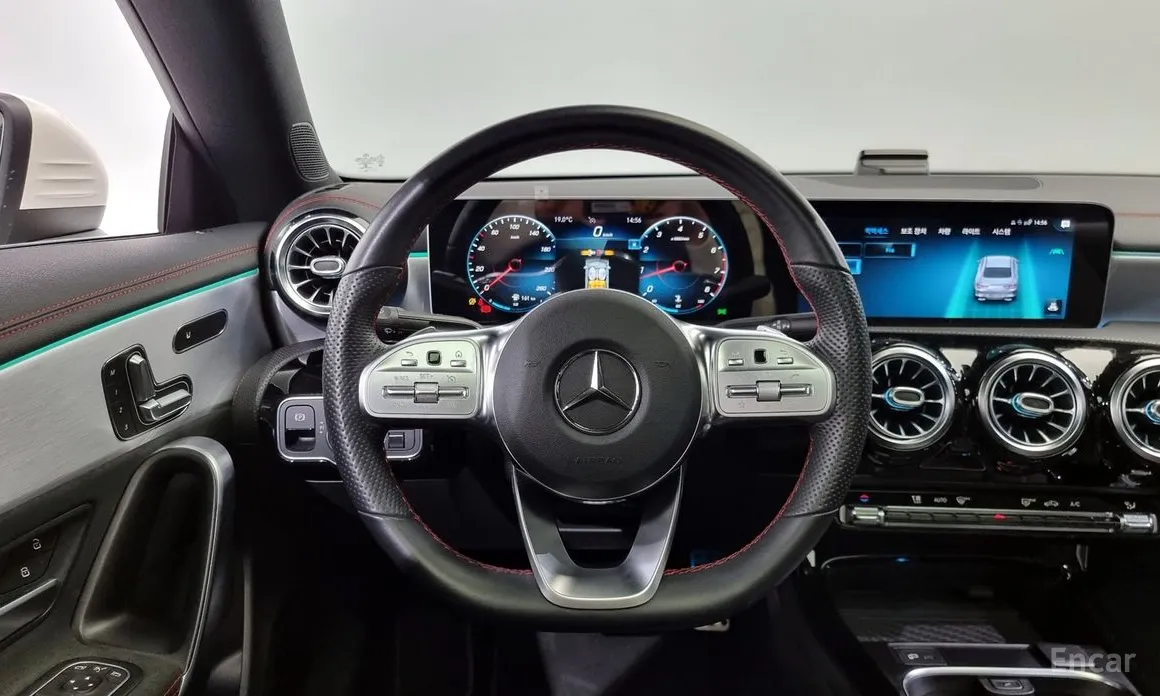 Фото 14 - Mercedes-Benz CLA-Class