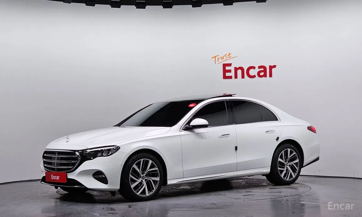 Фото 1 - Mercedes-Benz E-Class