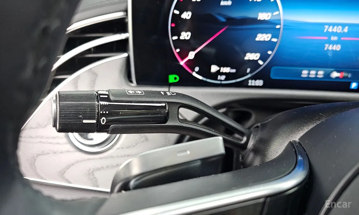 Фото 17 - Mercedes-Benz E-Class