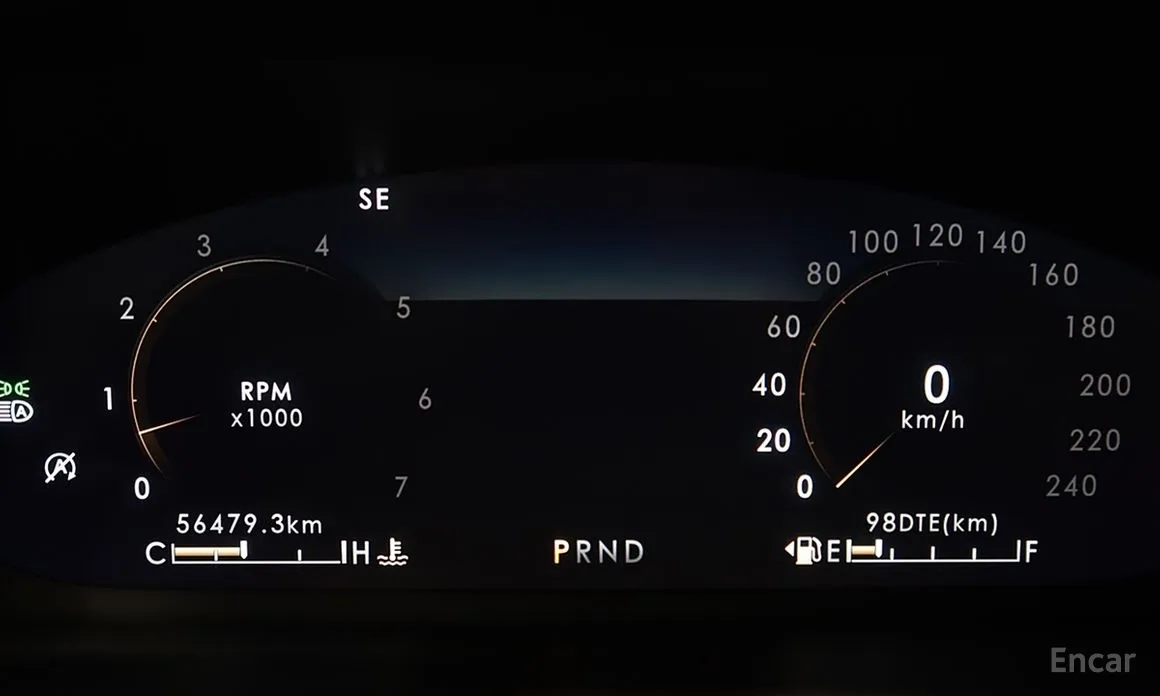 Фото 12 - Lincoln Aviator