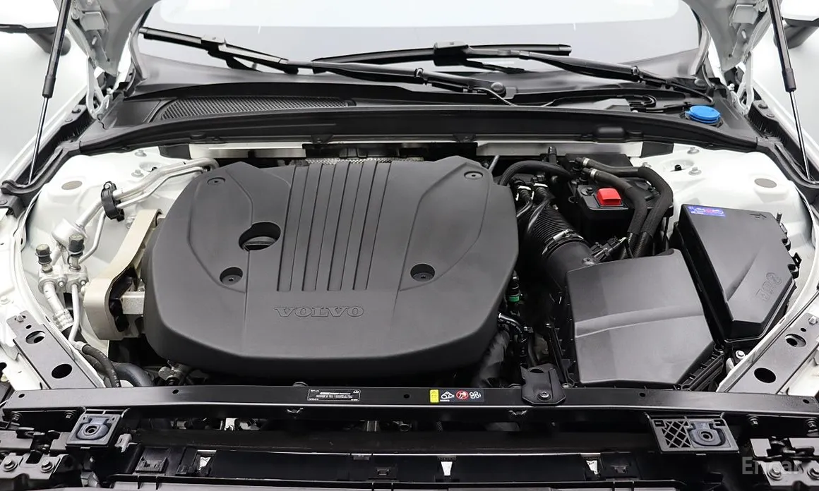 Фото 3 - Volvo V60