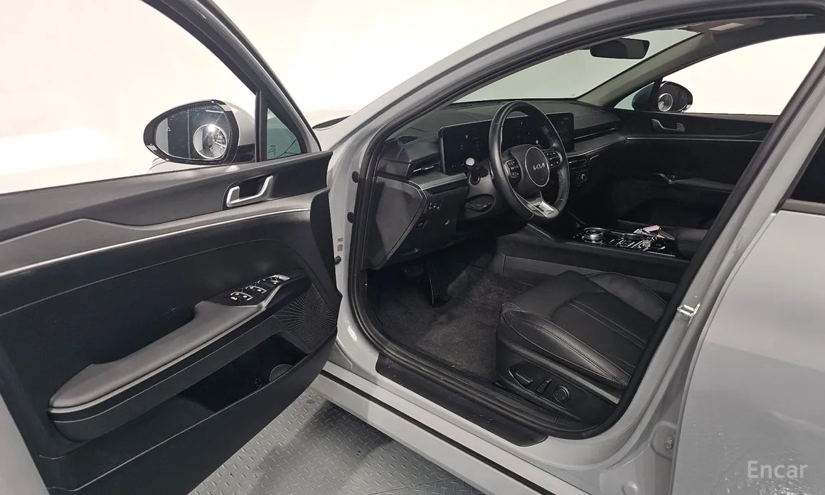 Фото 10 - Kia K5