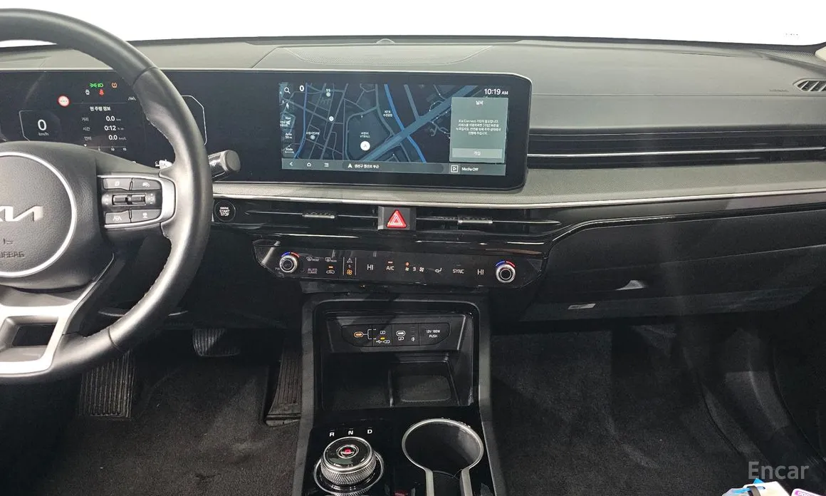 Фото 14 - Kia K5