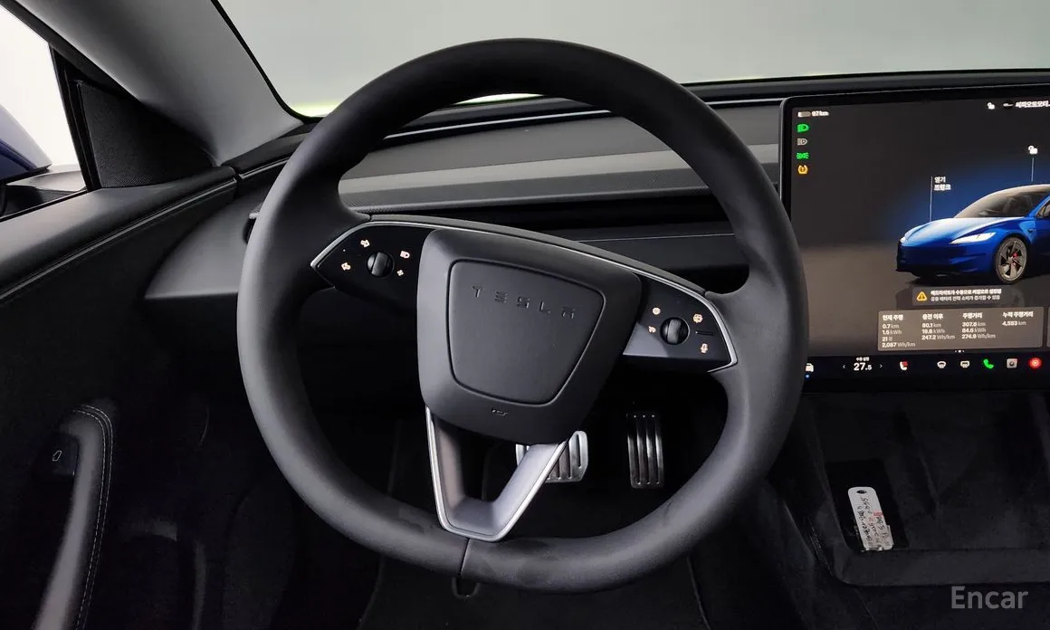 Фото 13 - Tesla Model 3