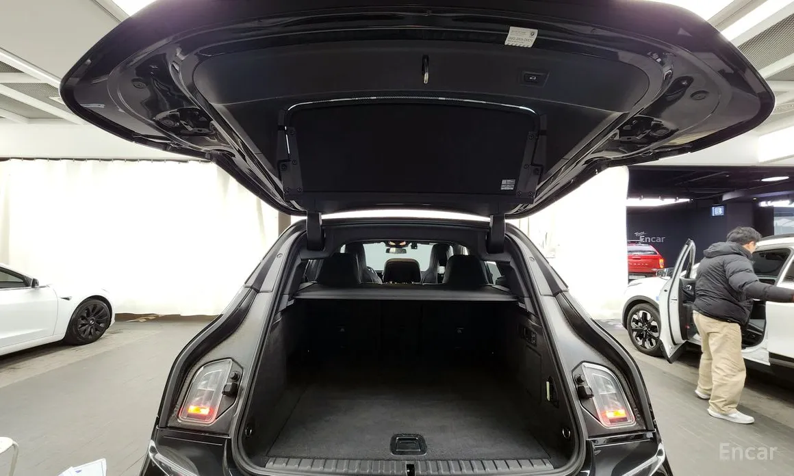 Фото 20 - BMW iX