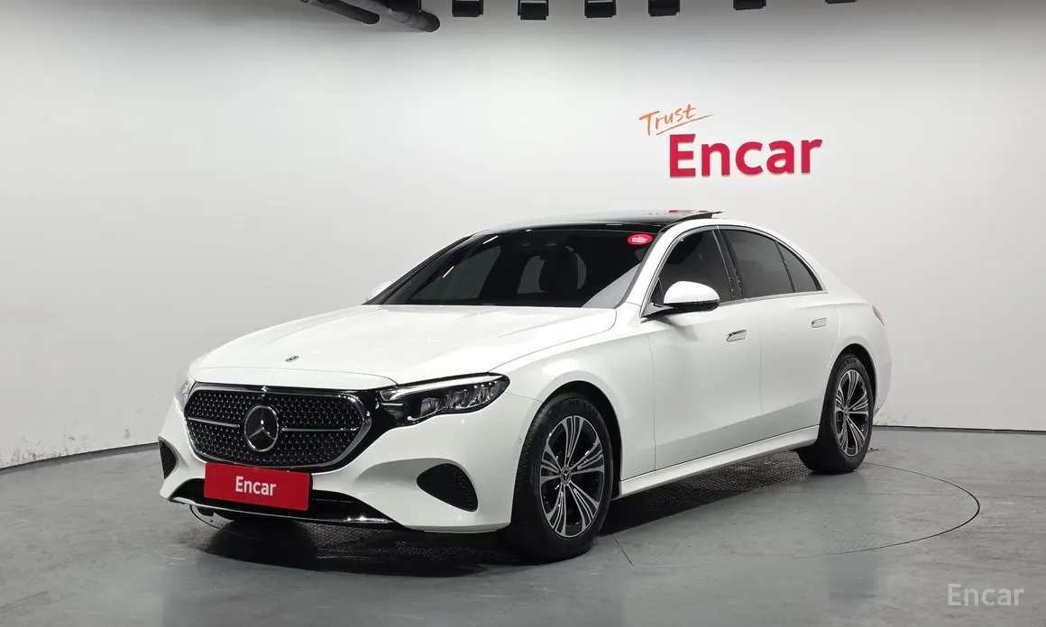 Фото 1 - Mercedes-Benz E-Class