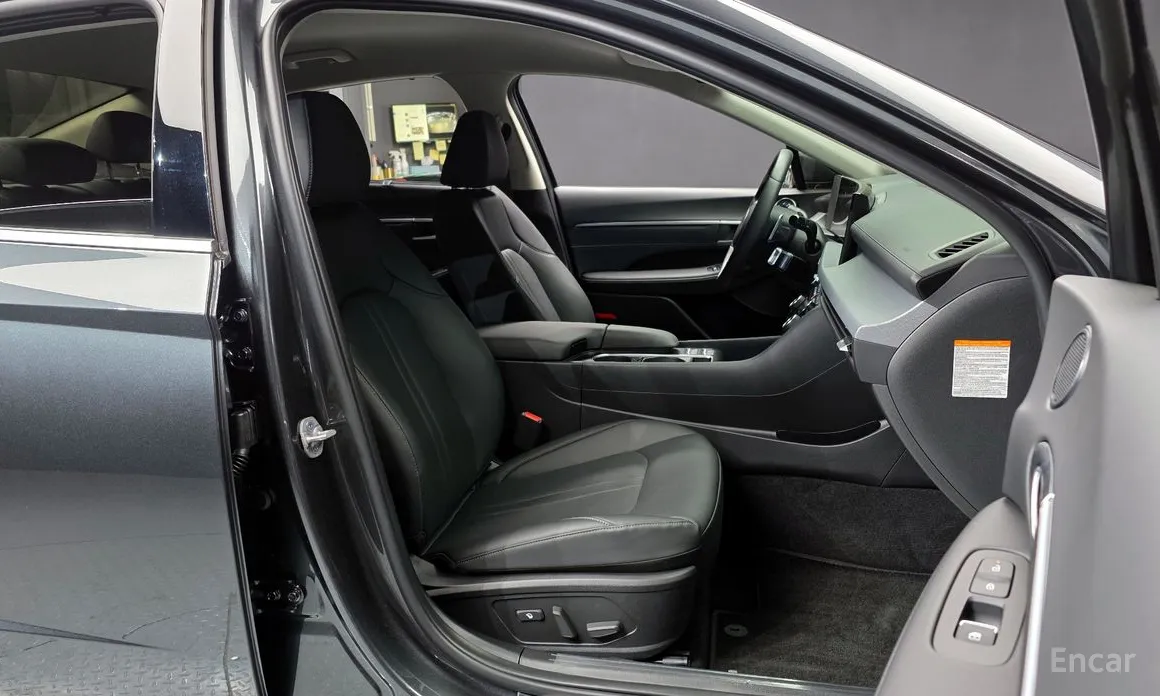 Фото 10 - Hyundai Sonata