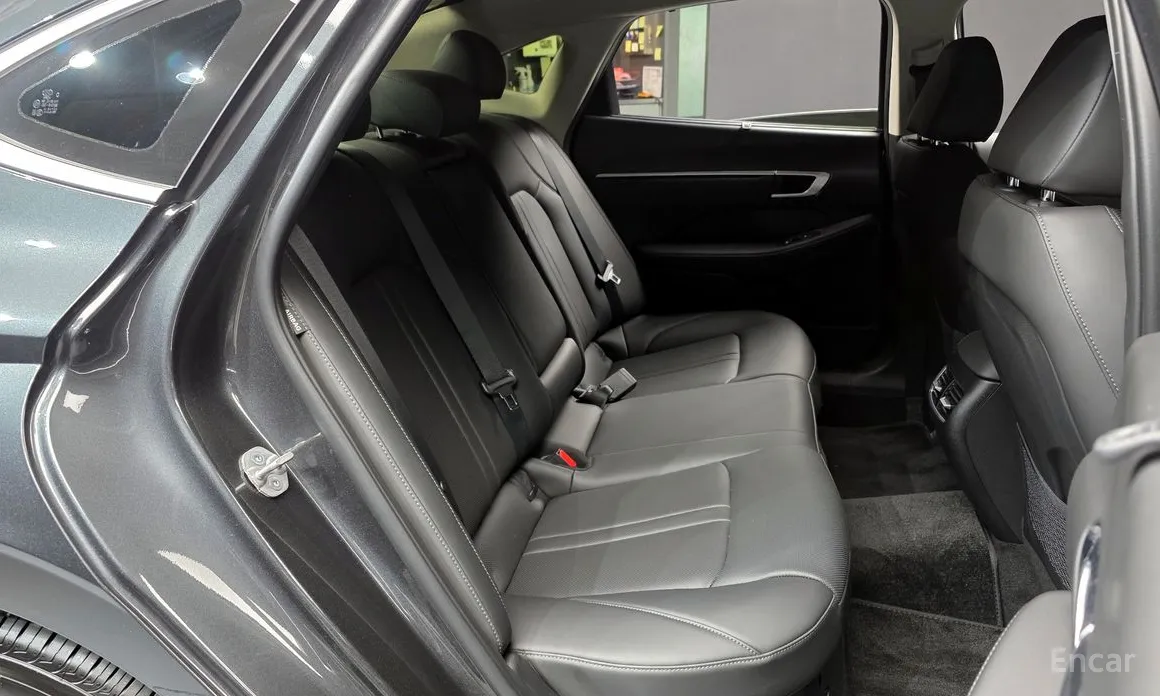 Фото 12 - Hyundai Sonata