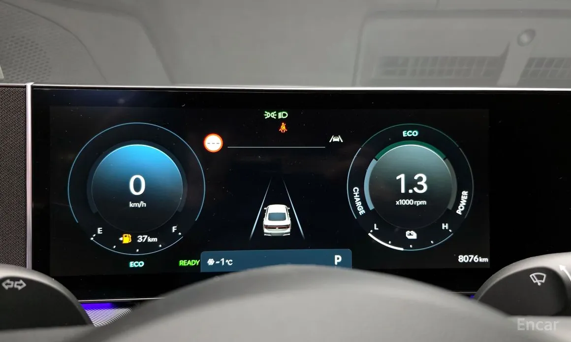 Фото 8 - Hyundai Sonata