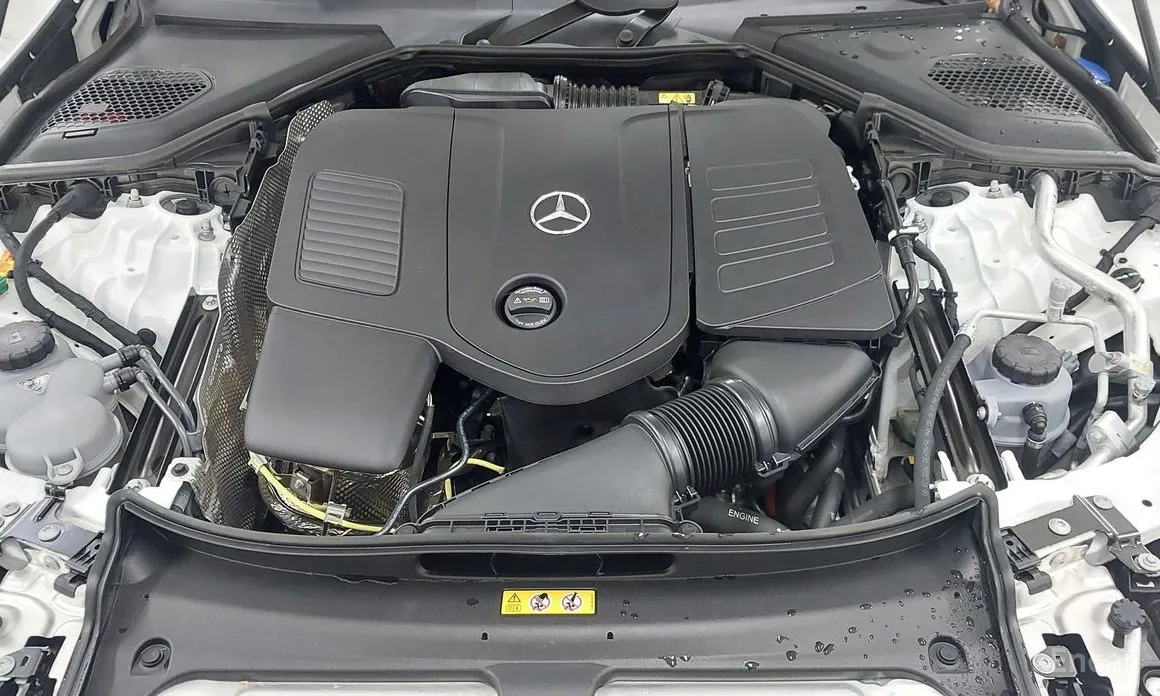 Фото 6 - Mercedes-Benz E-Class