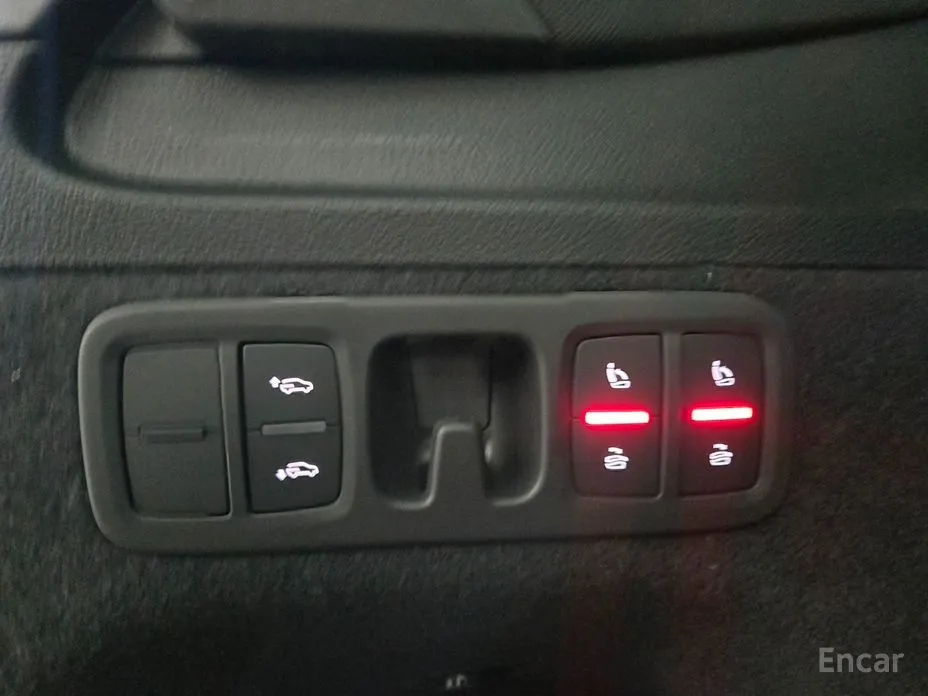 Фото 14 - Audi Q7