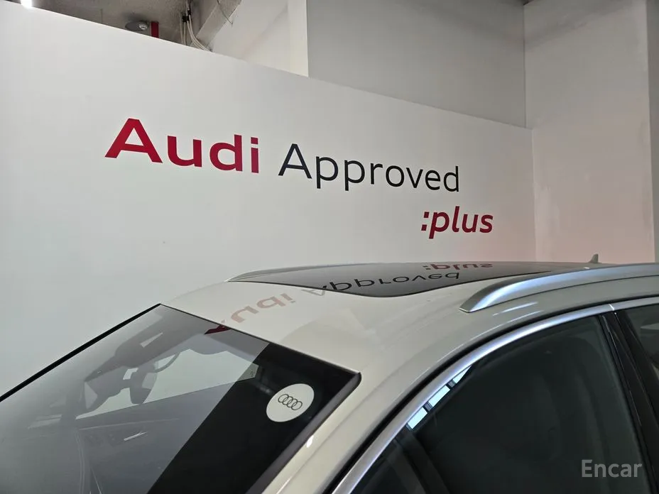 Фото 16 - Audi Q7