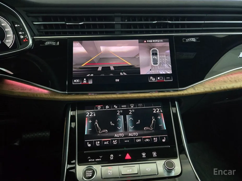 Фото 18 - Audi Q7