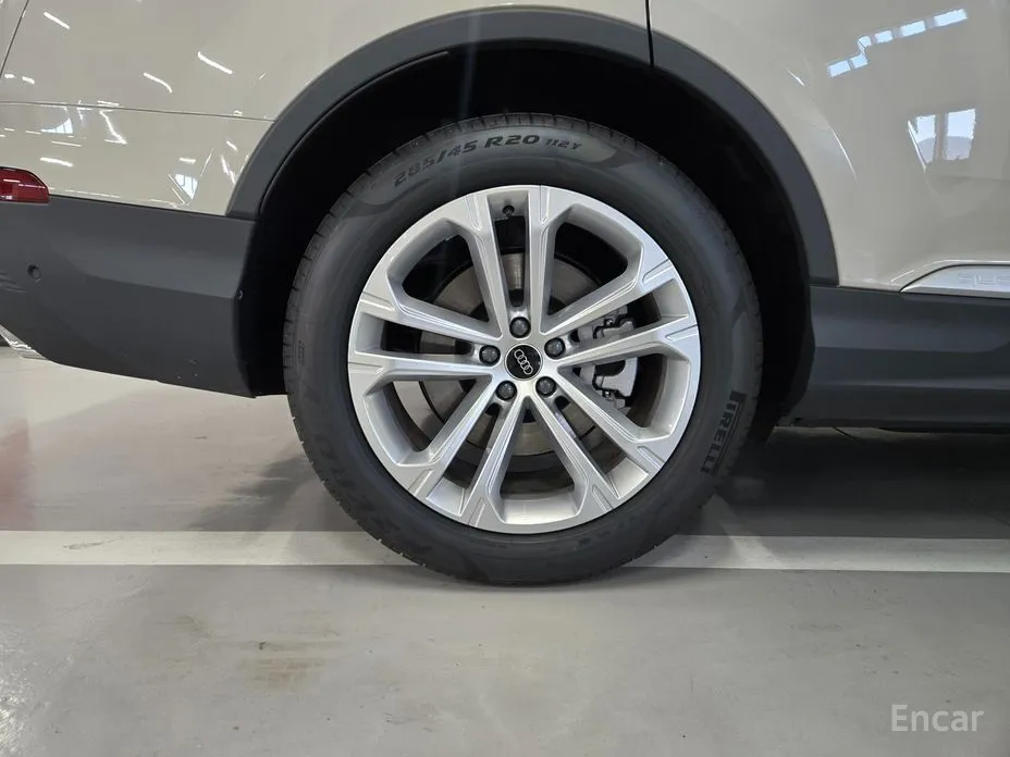 Фото 5 - Audi Q7