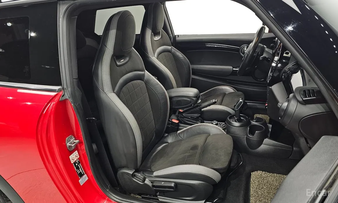 Фото 10 - Mini Cooper