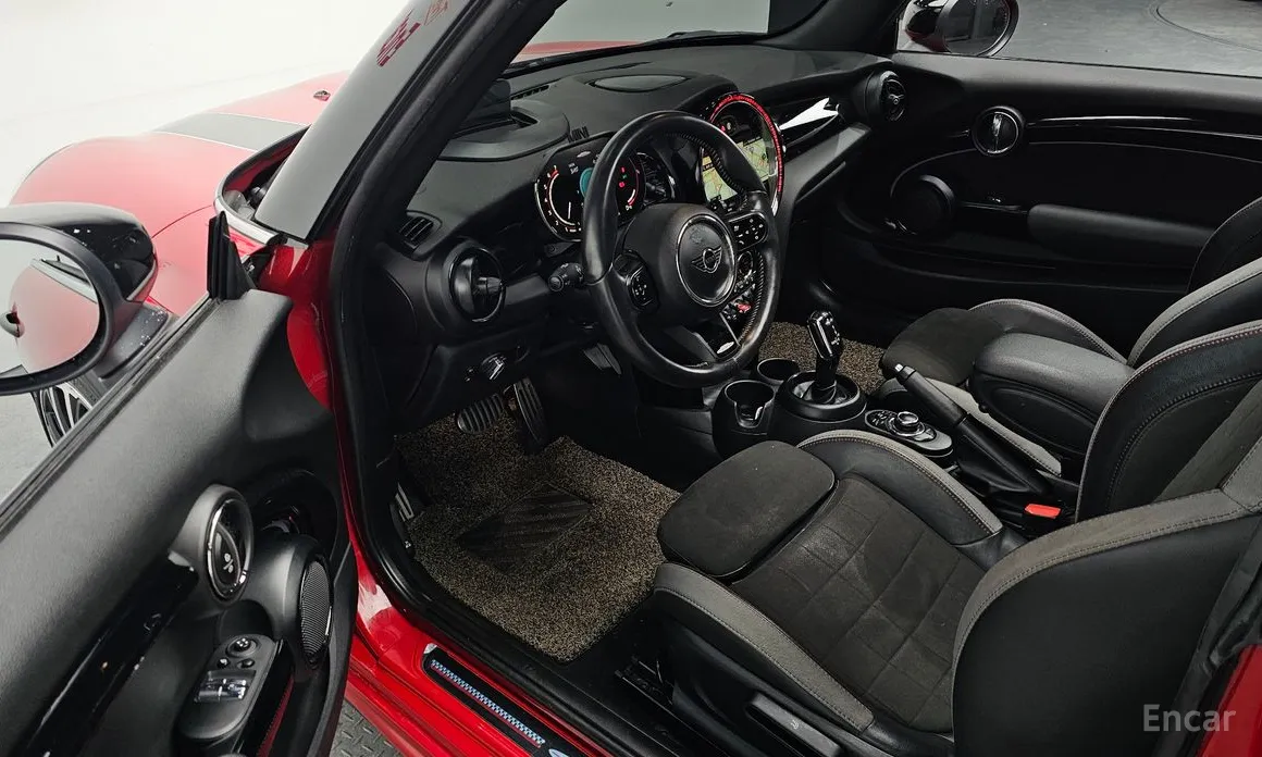 Фото 11 - Mini Cooper