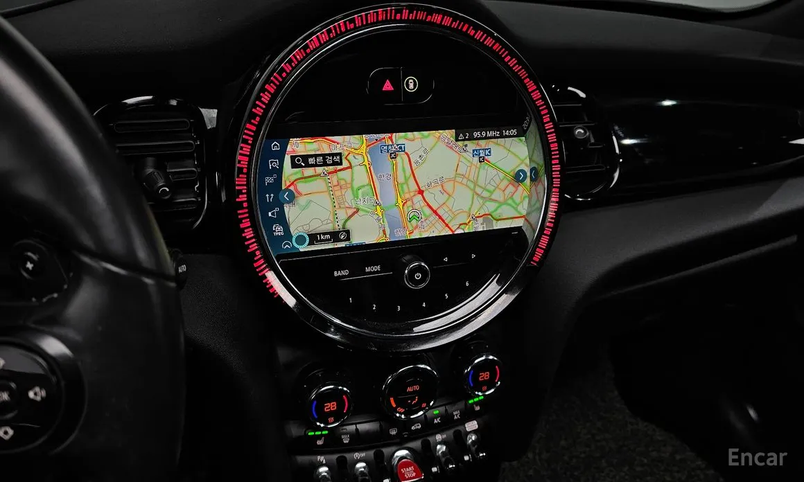 Фото 14 - Mini Cooper