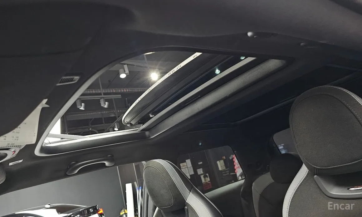 Фото 18 - Mini Cooper