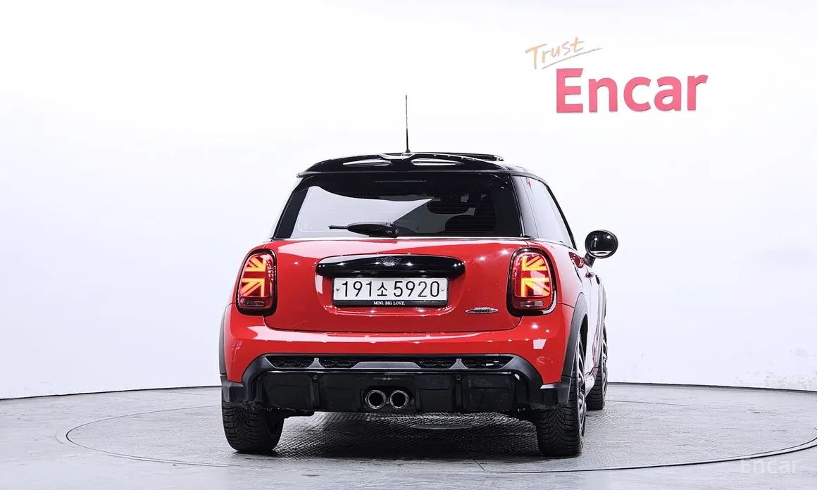 Фото 4 - Mini Cooper