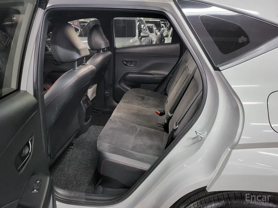 Фото 12 - Hyundai Kona