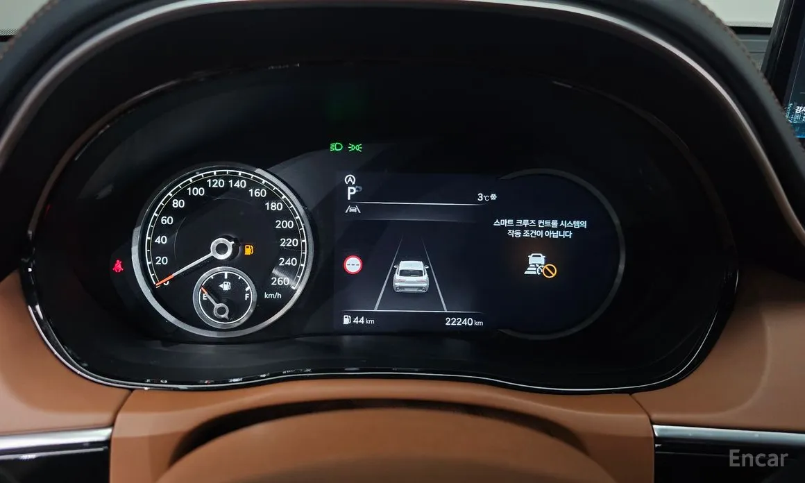 Фото 8 - Genesis GV70