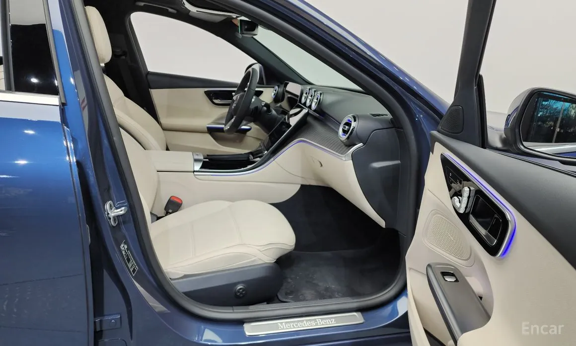 Фото 11 - Mercedes-Benz C-Class