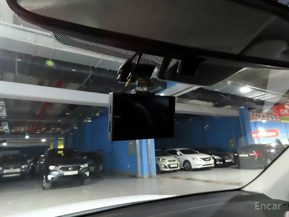 Фото 16 - Hyundai Venue