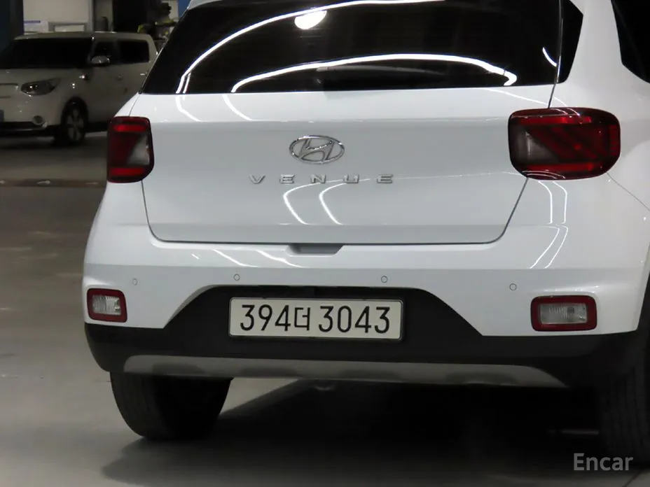 Фото 17 - Hyundai Venue